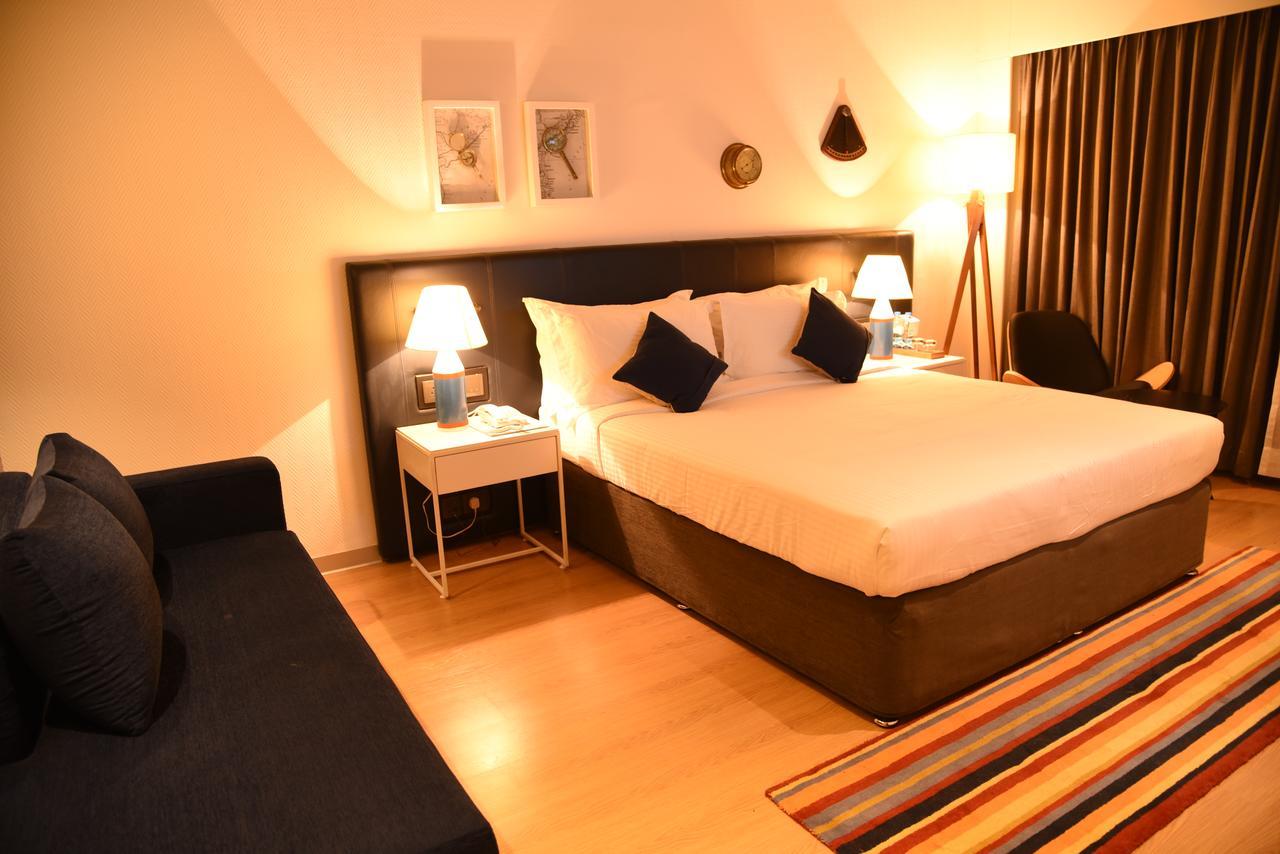 The Port Hotel Visakhapatnam Extérieur photo